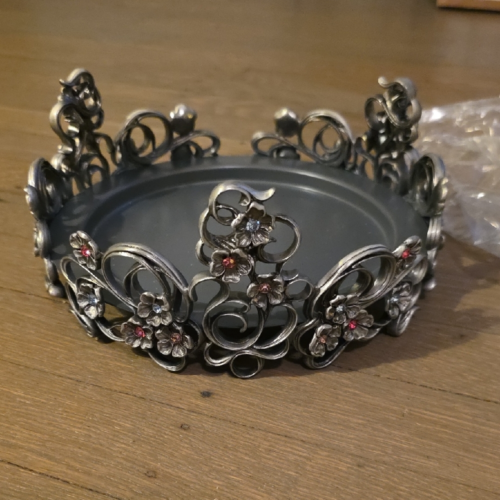 PartyLite Jewel 3 Wick Floral Scrol Metal Candle Holder. Vintage. NEW
